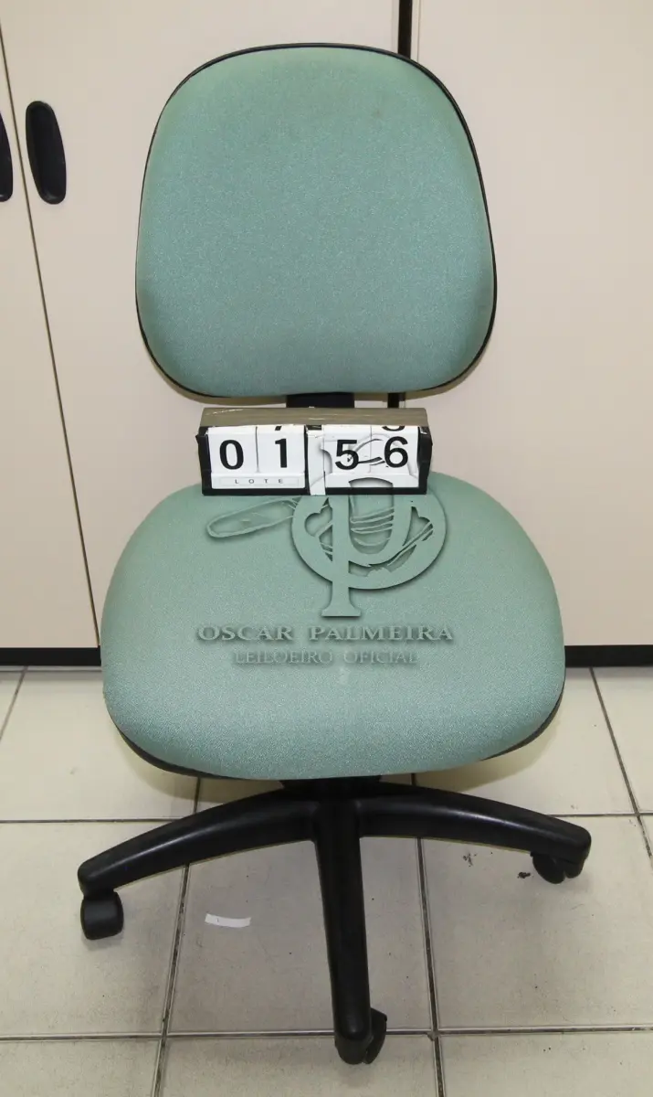 LOTE 156 - LOTE - 0156 - CADEIRA SECRETÁRIA GIRATÓRIA S/ BRAÇO