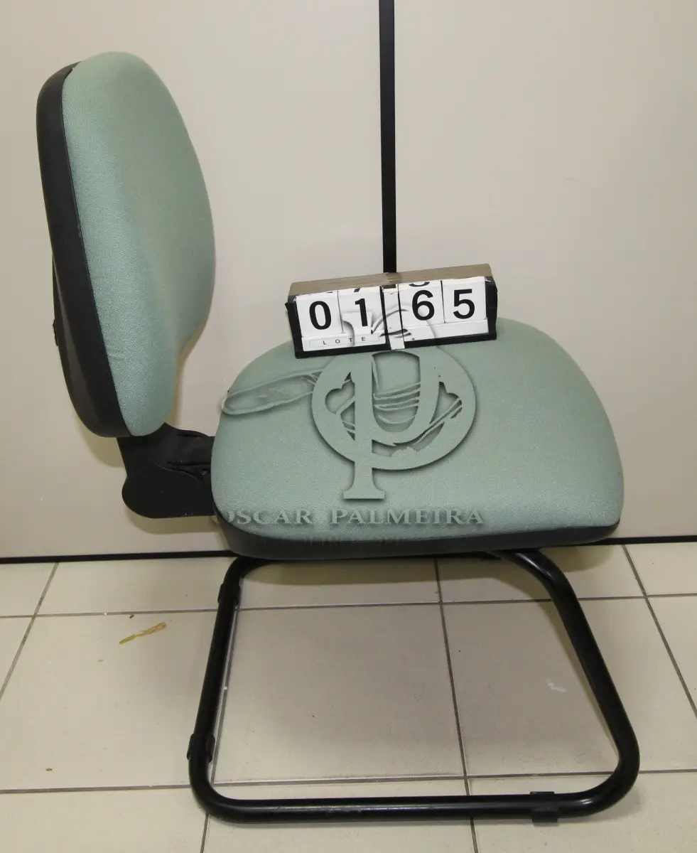 LOTE 165 - LOTE - 0165 - CADEIRA SECRETÁRIA FIXA S/ BRAÇO