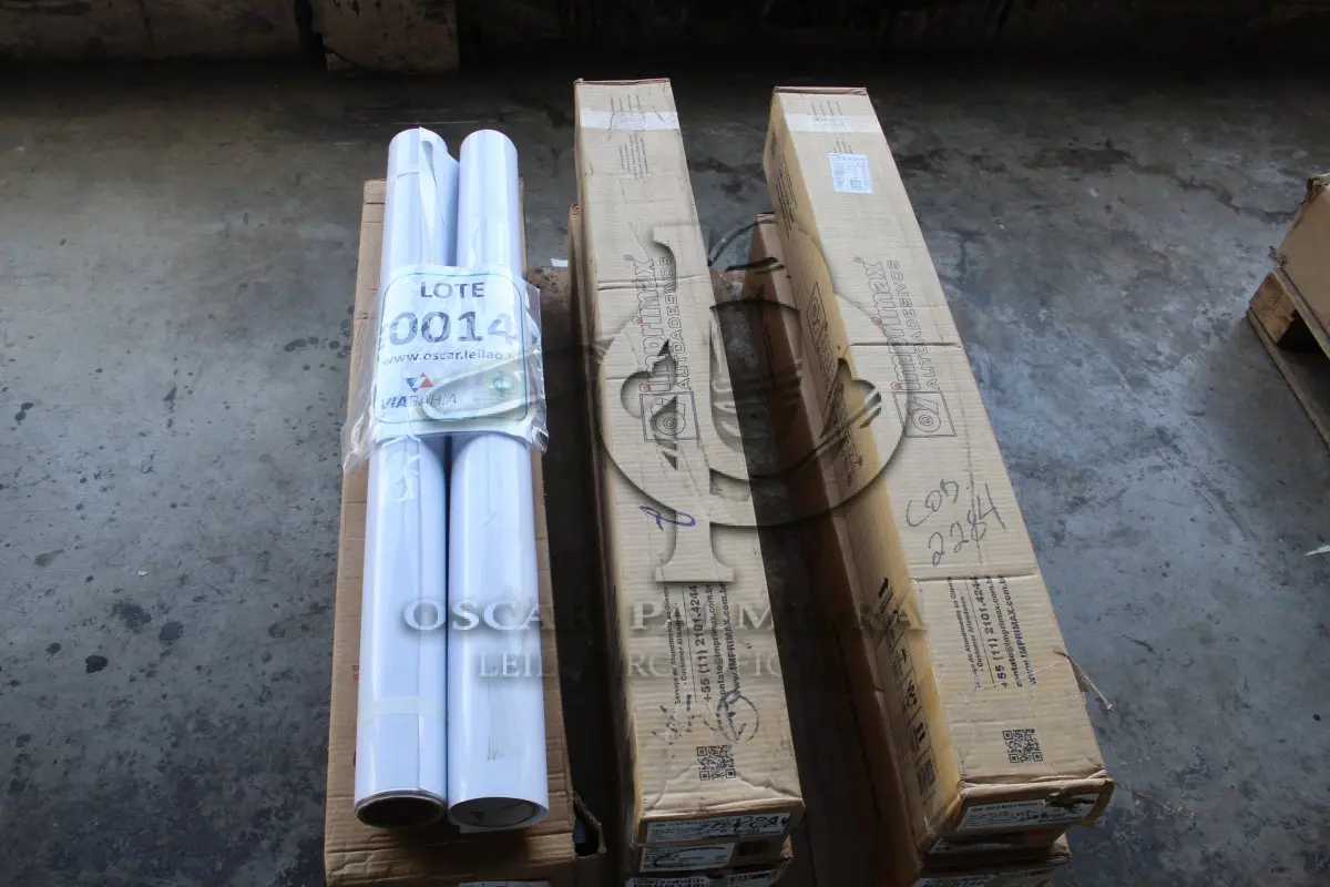 LOTE 014 - MATERIAL DIVERSO