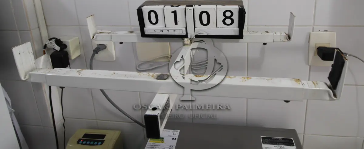 LOTE 108 - LOTE - 0108 - SUPORTE P/ MICRO ONDAS DE PAREDE