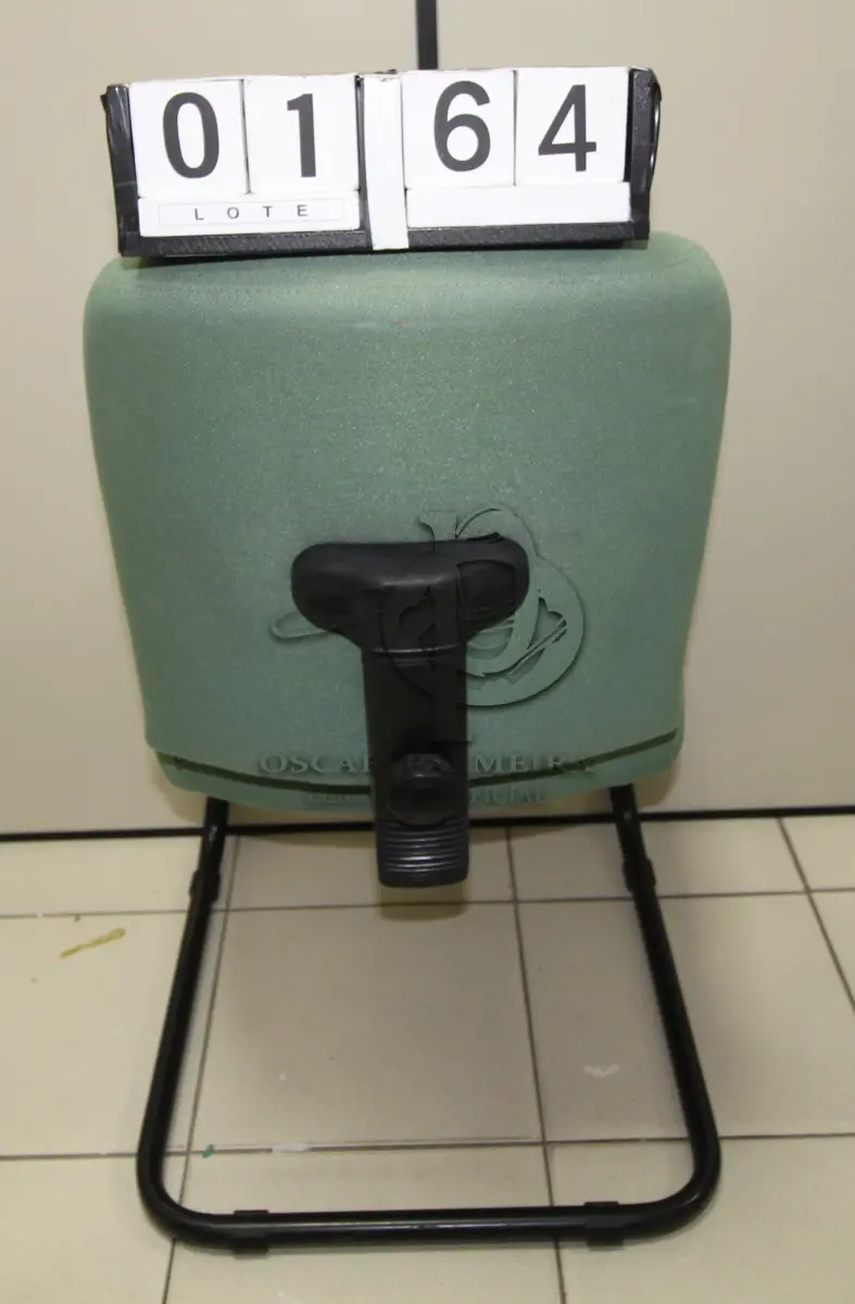 LOTE 164 - LOTE - 0164 - CADEIRA DIRETOR FIXA S/ BRAÇO