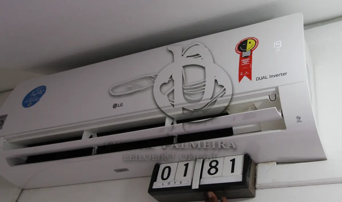 LOTE 181 - LOTE - 0181 - AR CONDICIONADO 18.000 BTU'S