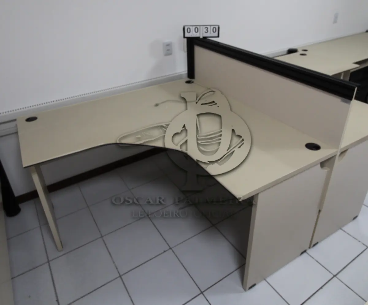 LOTE 030 - LOTE - 0030 - MESA EM L ESTAÇÃO DE TRABALHO CONJ. 2 PÇS.