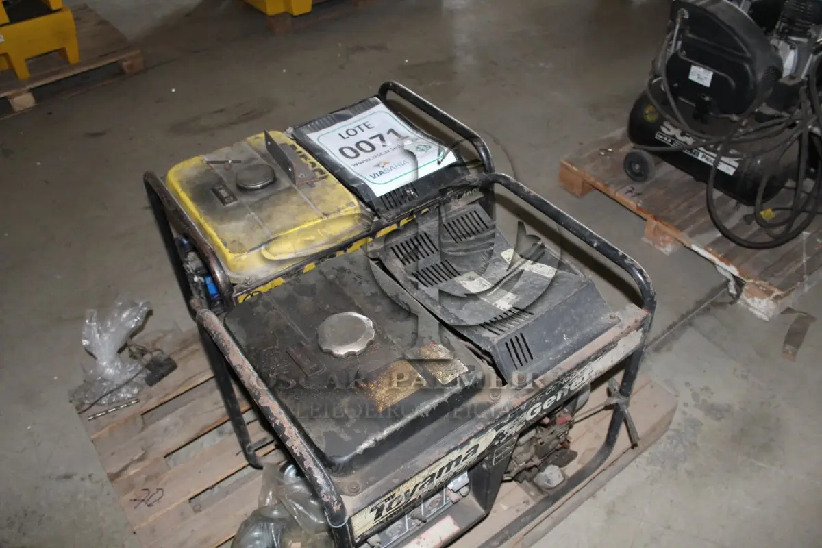 LOTE 071 - MATERIAL DIVERSO