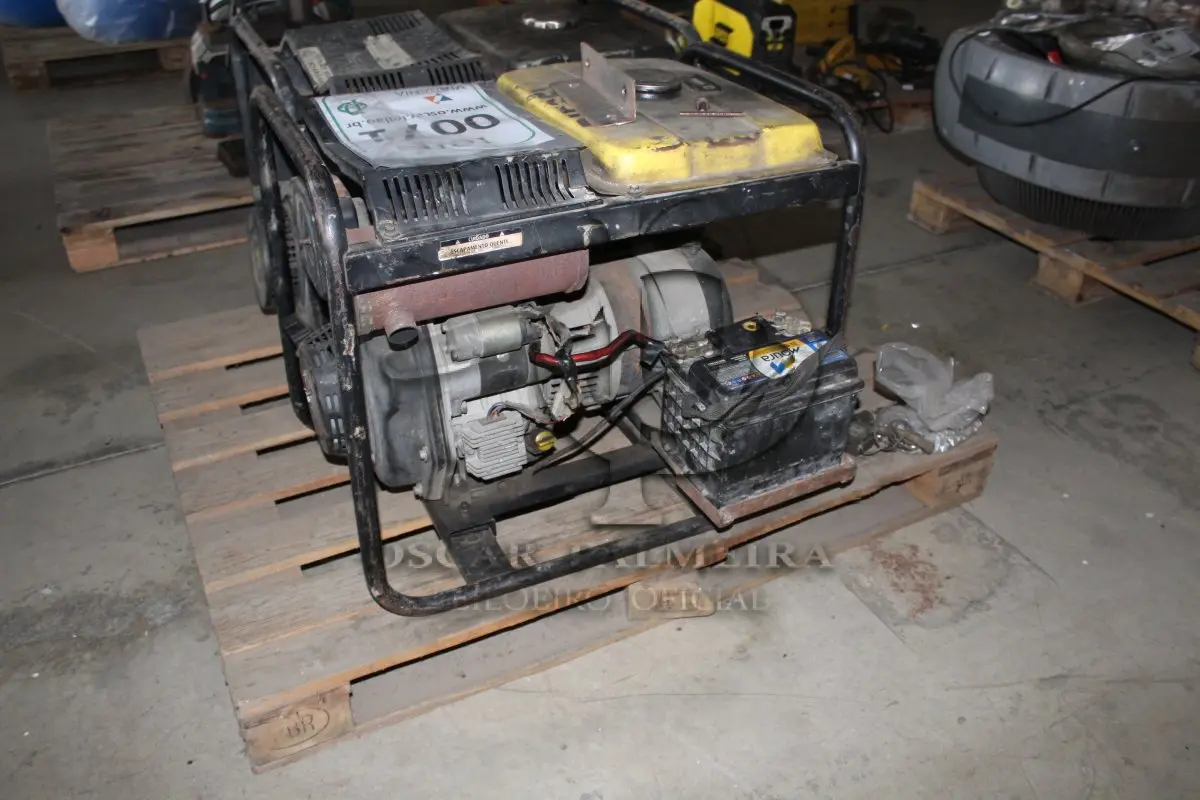 LOTE 071 - MATERIAL DIVERSO