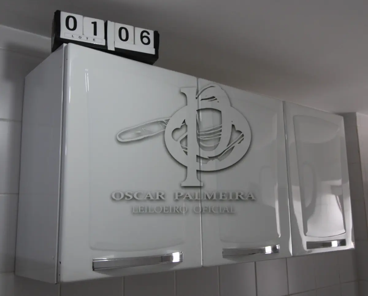 LOTE 106 - LOTE - 0106 - ARMÁRIO 3 PORTAS DE COZINHA SUSPENSO