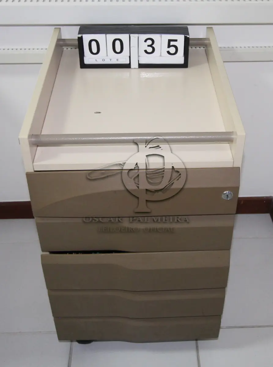 LOTE 035 - LOTE - 0035 - GAVETEIRO 3 GAVETAS