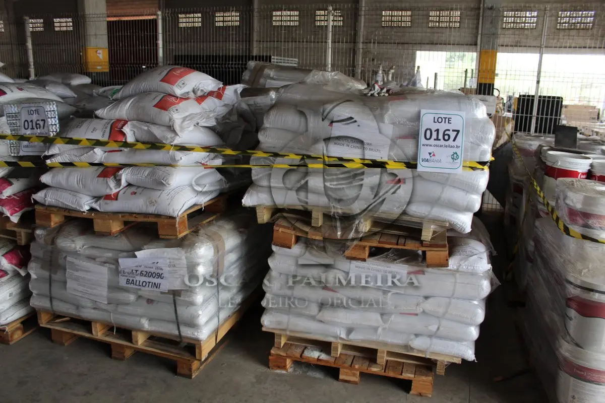 LOTE 167 - MATERIAL DIVERSO