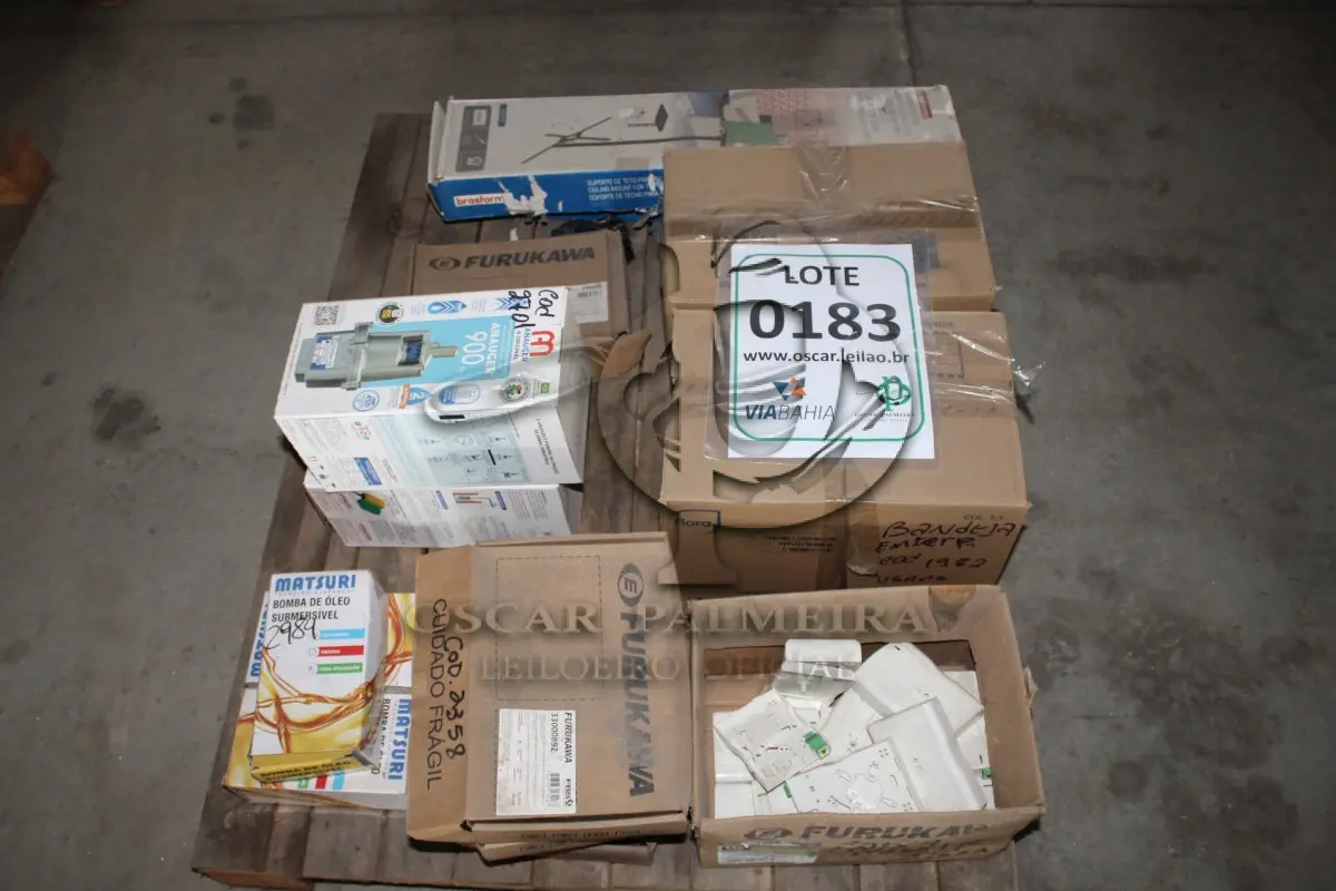 LOTE 183 - MATERIAL DIVERSO