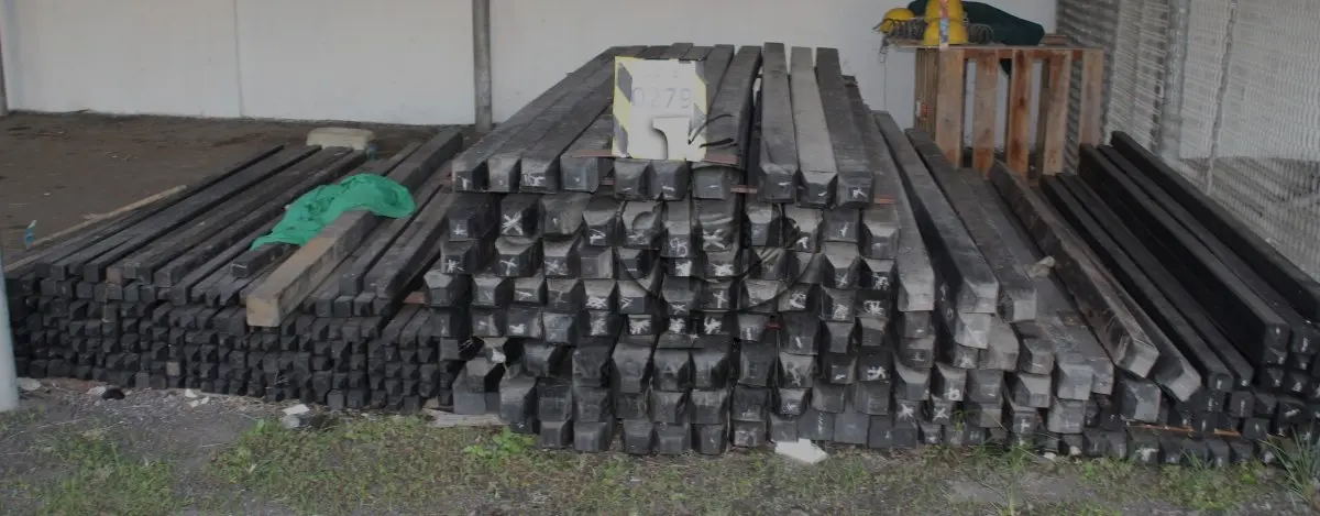 LOTE 279 - MATERIAL DIVERSO