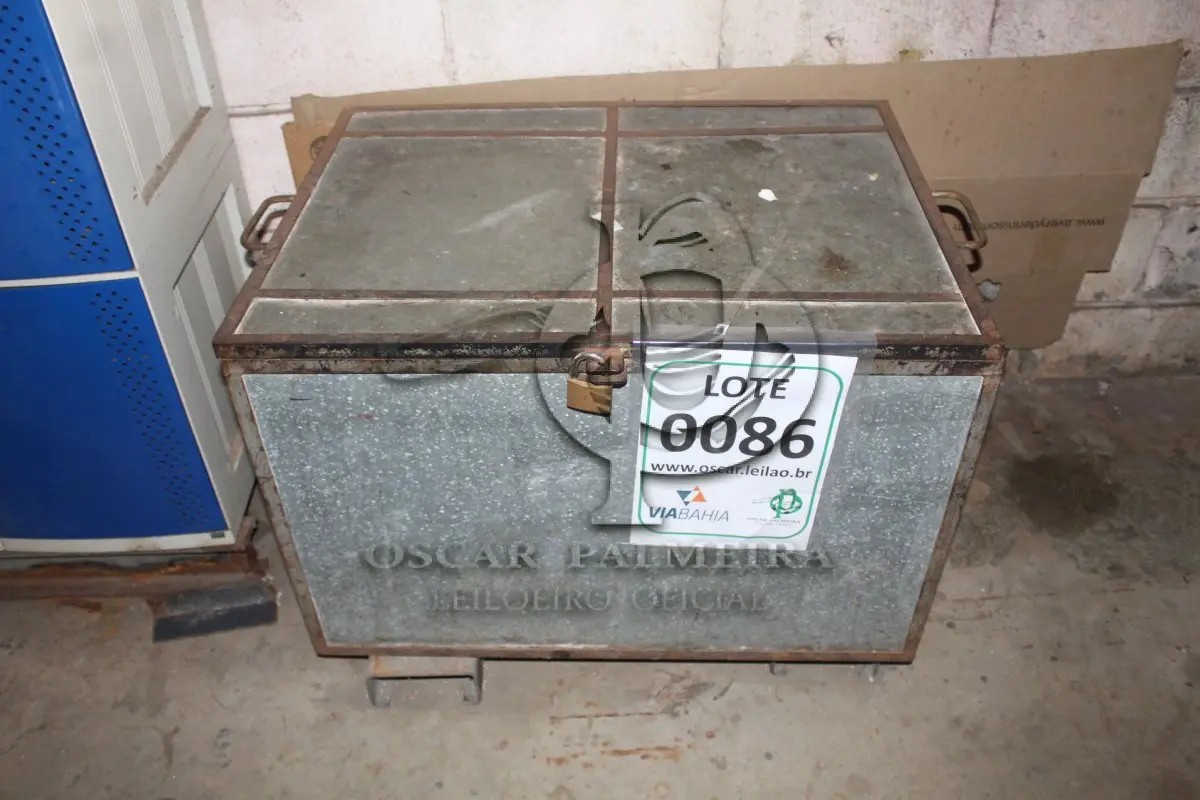 LOTE 086 - MATERIAL DIVERSO