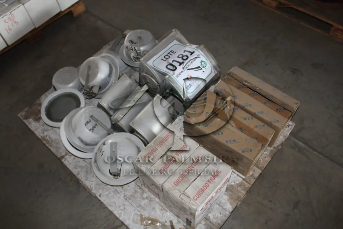 LOTE 181 - MATERIAL DIVERSO