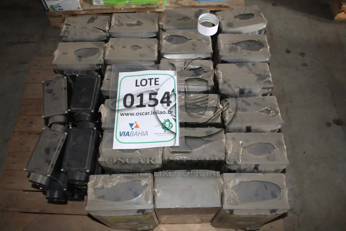 LOTE 154 - MATERIAL DIVERSO