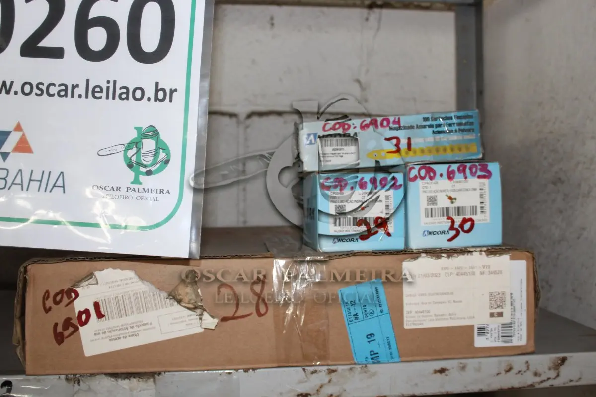 LOTE 260 - MATERIAL DIVERSO