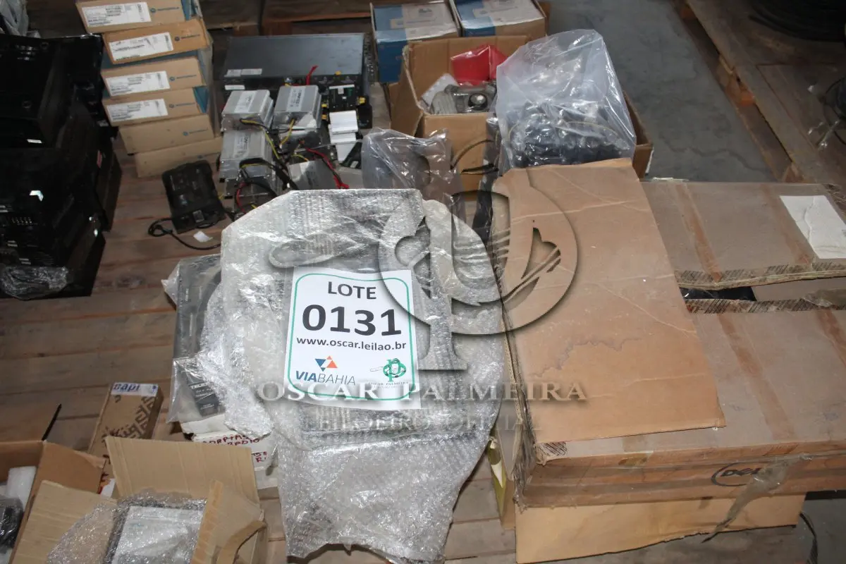 LOTE 131 - MATERIAL DIVERSO