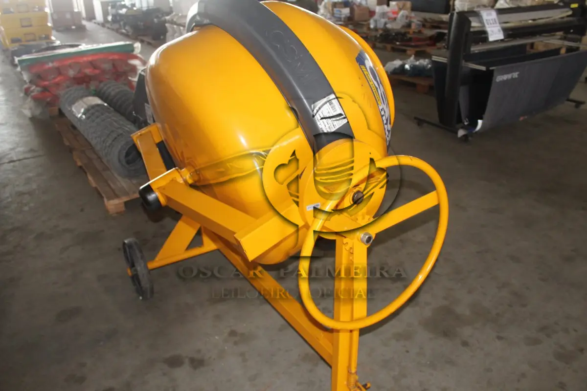 LOTE 120 - MATERIAL DIVERSO