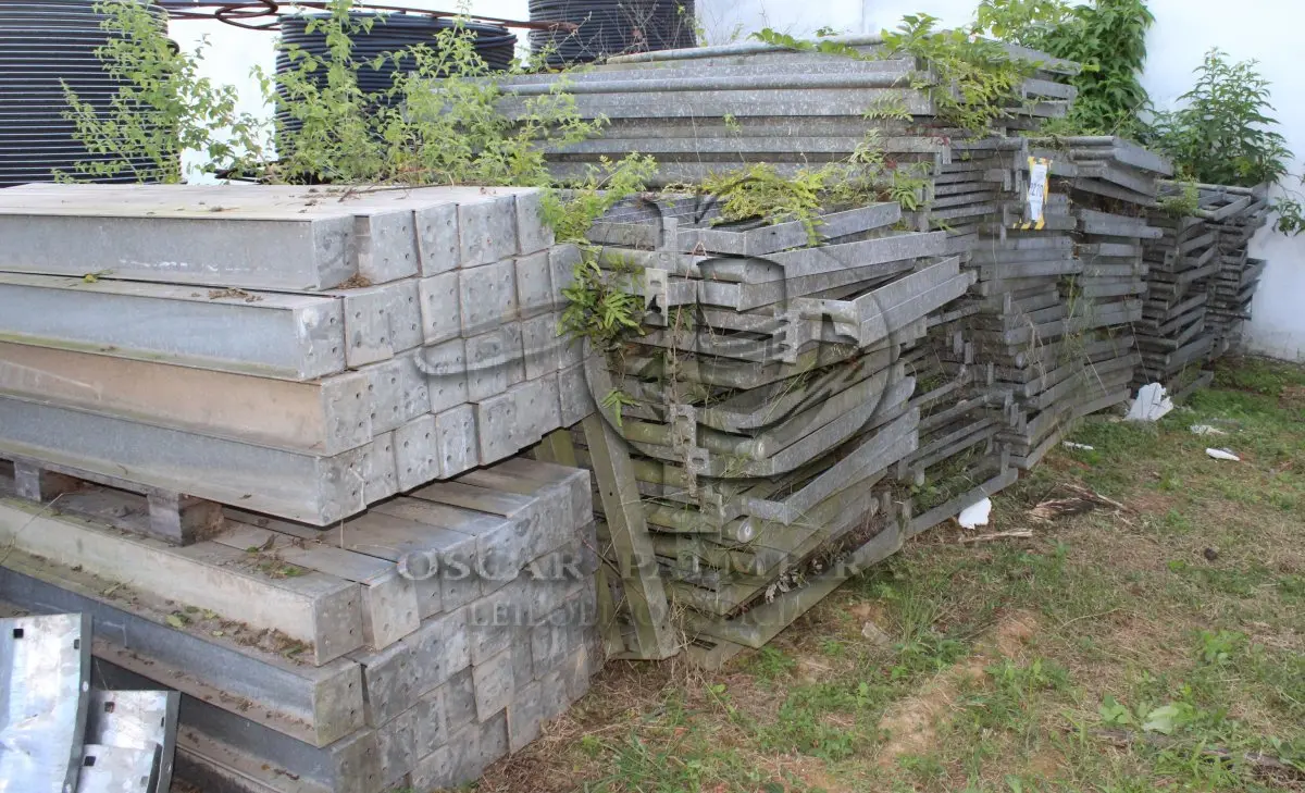 LOTE 270 - MATERIAL DIVERSO