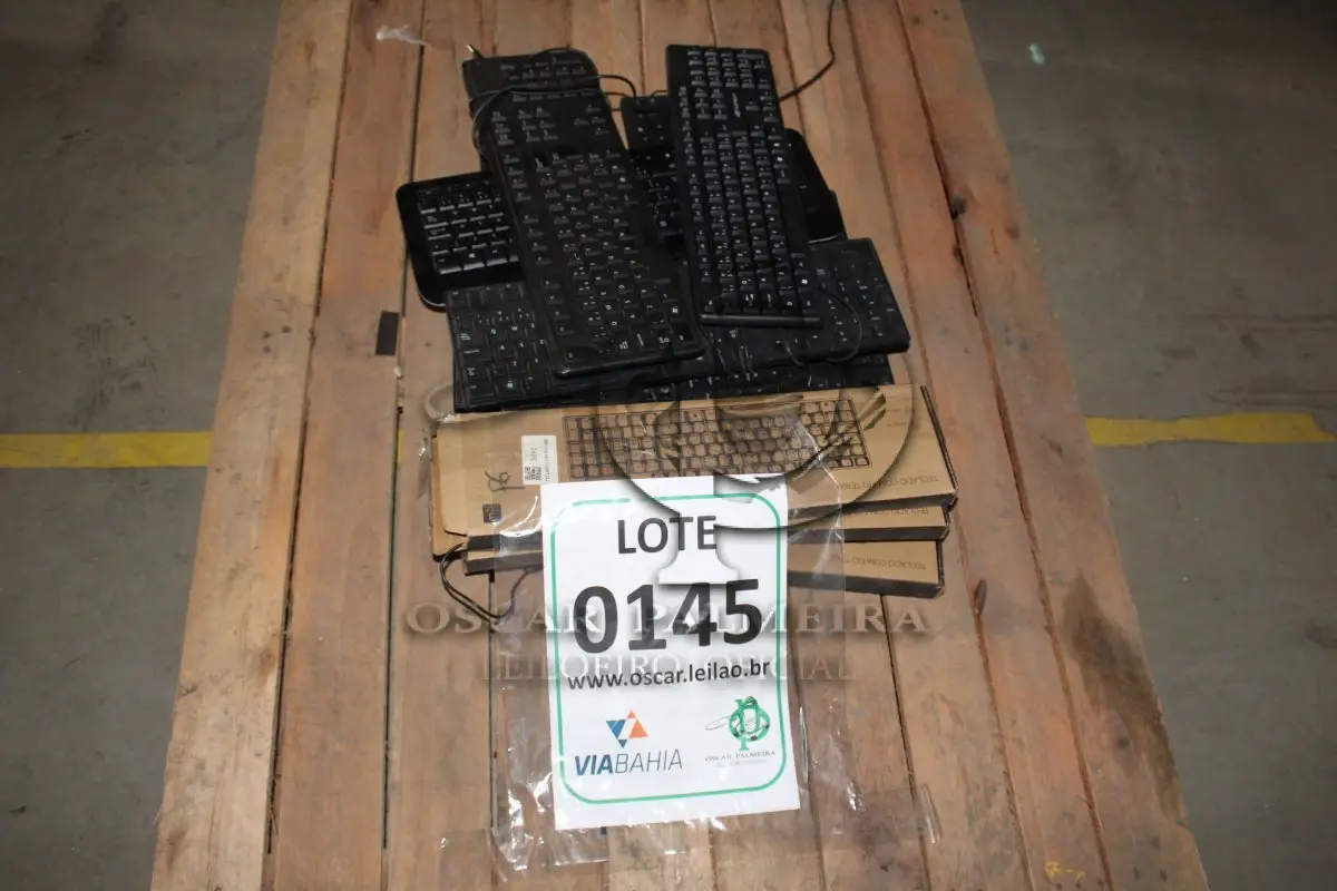 LOTE 145 - MATERIAL DIVERSO