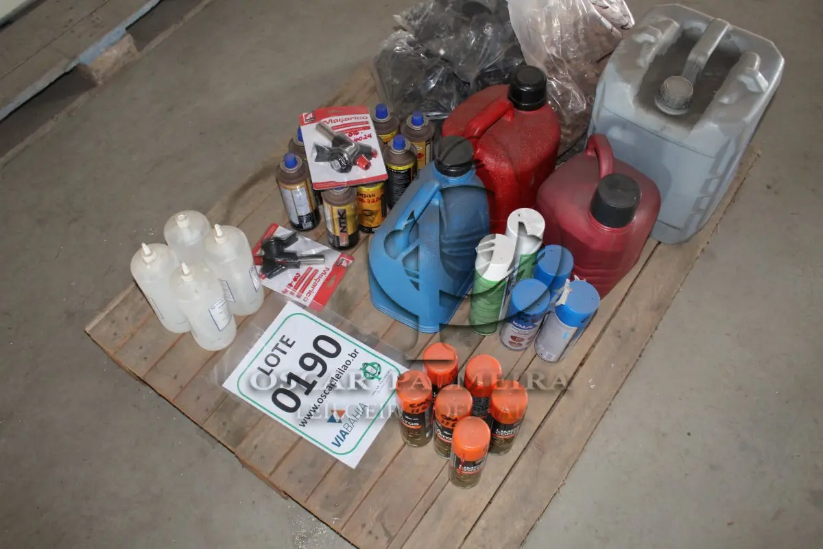 LOTE 190 - MATERIAL DIVERSO