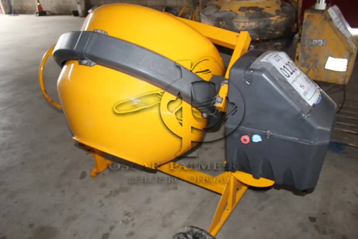 LOTE 120 - MATERIAL DIVERSO