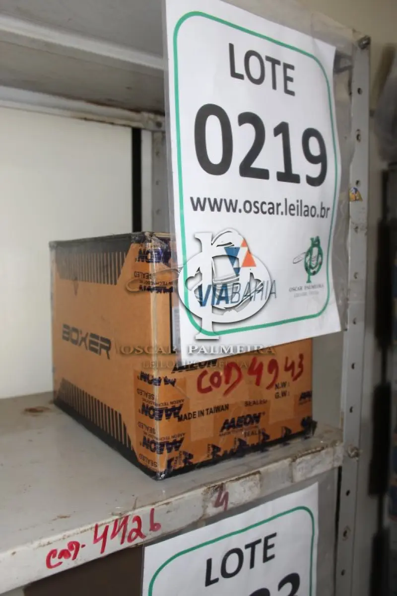 LOTE 219 - MATERIAL DIVERSO