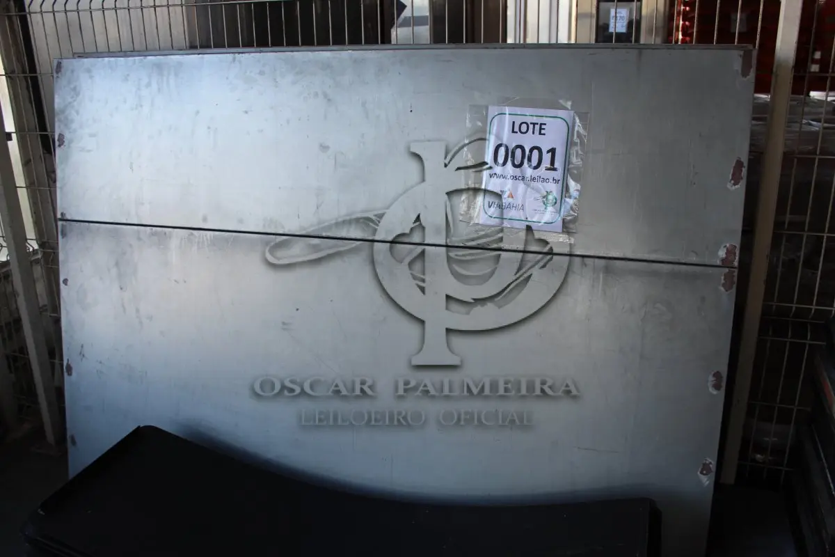 LOTE 001 - MATERIAL DIVERSO