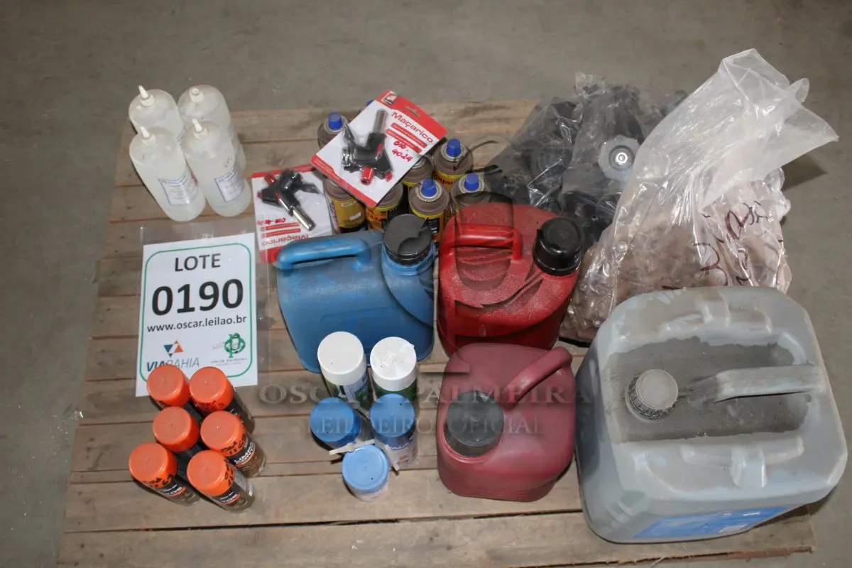 LOTE 190 - MATERIAL DIVERSO