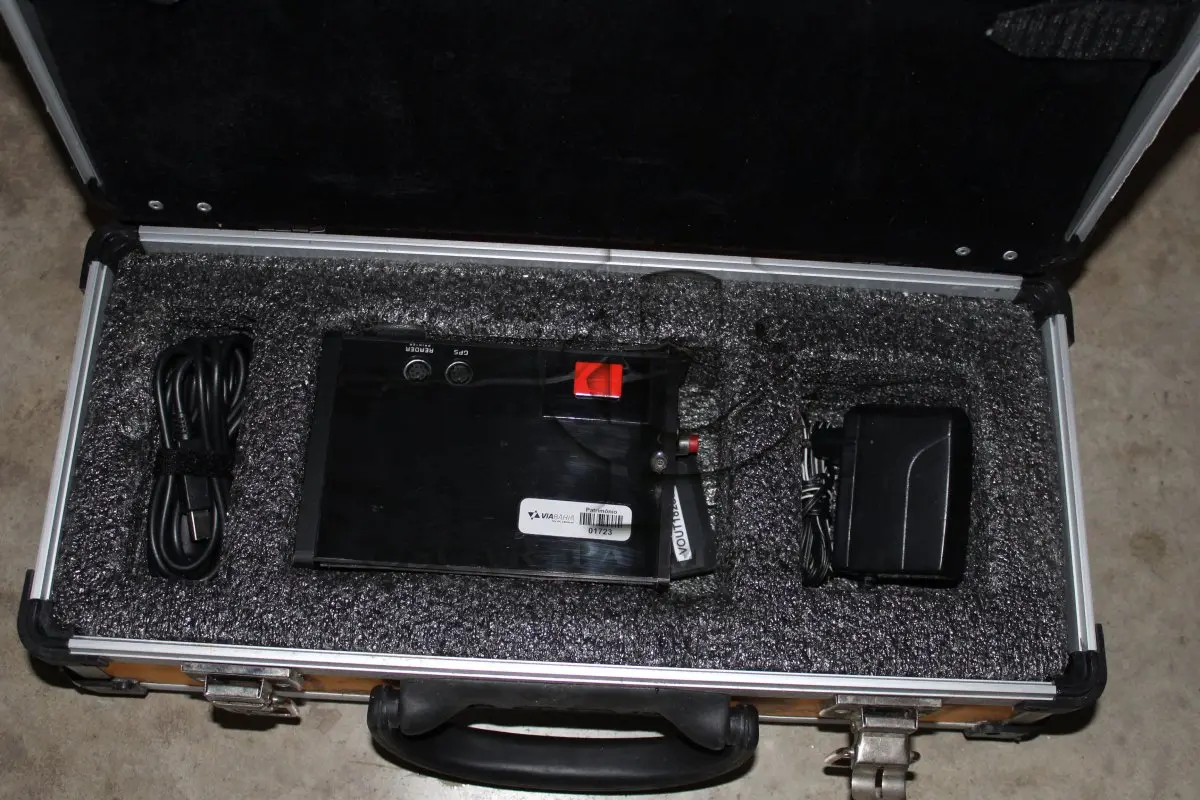 LOTE 228 - MATERIAL DIVERSO