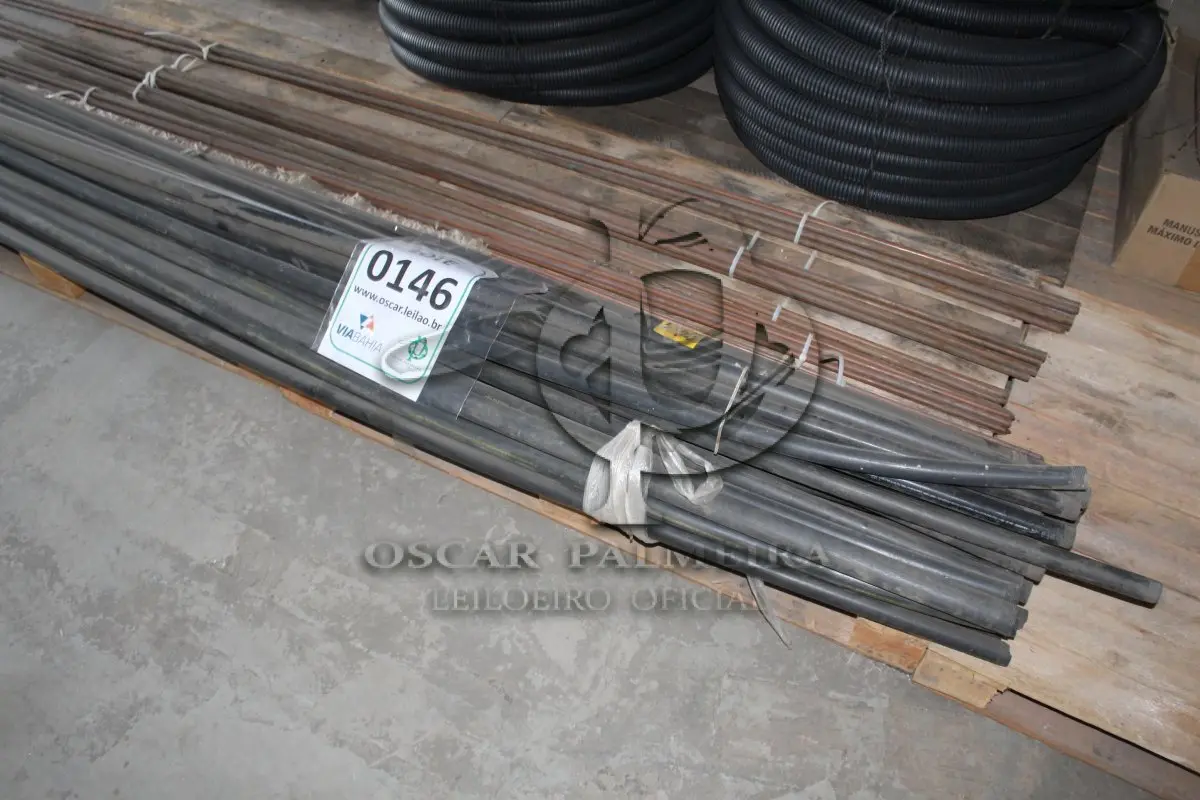 LOTE 146 - MATERIAL DIVERSO