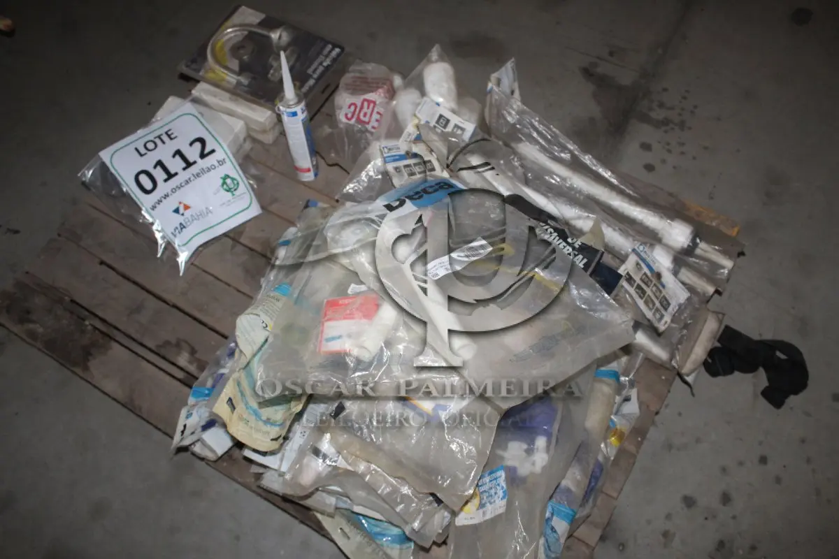 LOTE 112 - MATERIAL DIVERSO