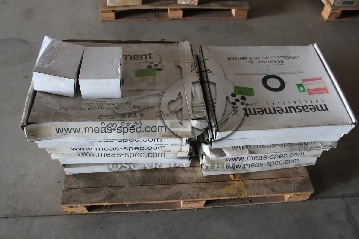 LOTE 178 - MATERIAL DIVERSO