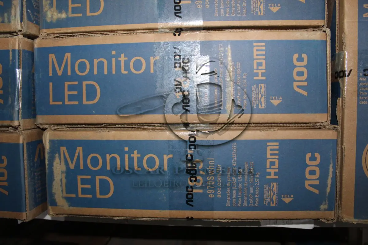 LOTE 221 - MATERIAL DIVERSO