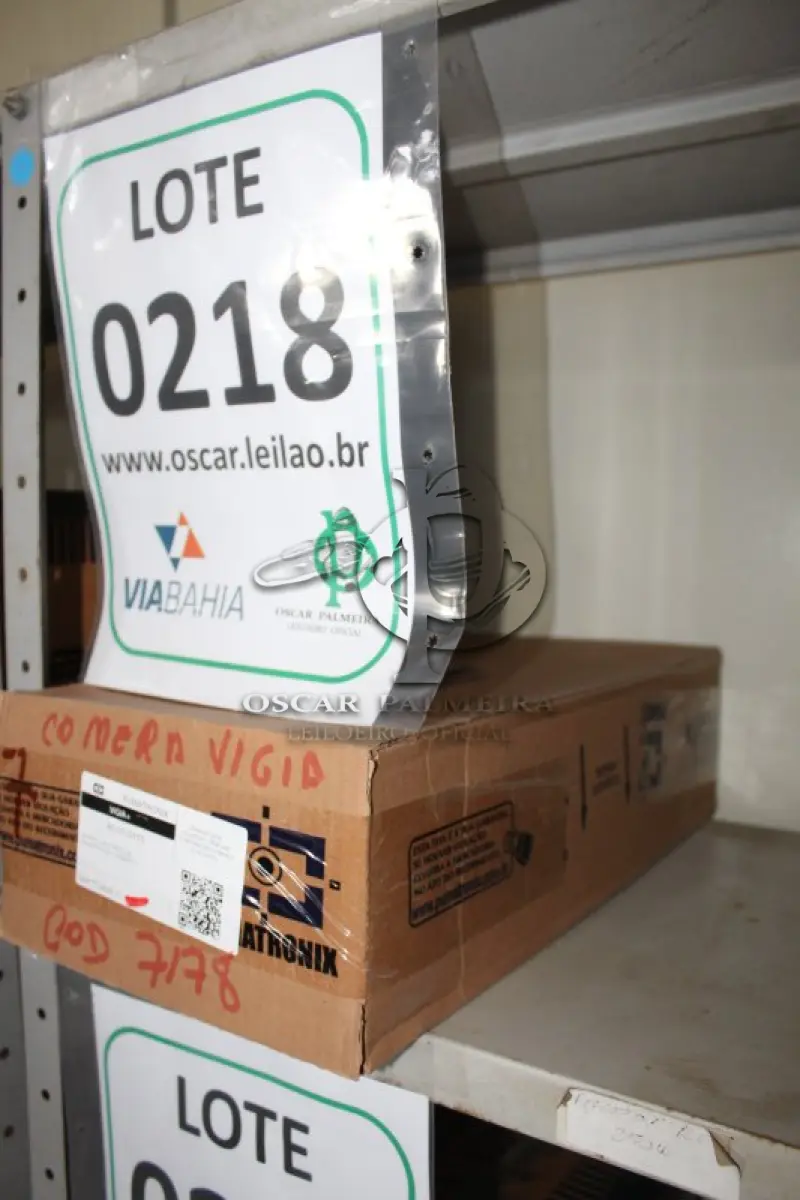 LOTE 218 - MATERIAL DIVERSO