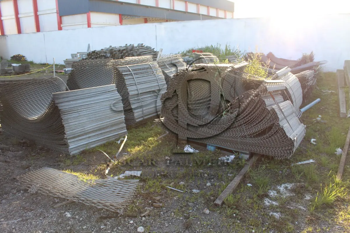 LOTE 268 - MATERIAL DIVERSO