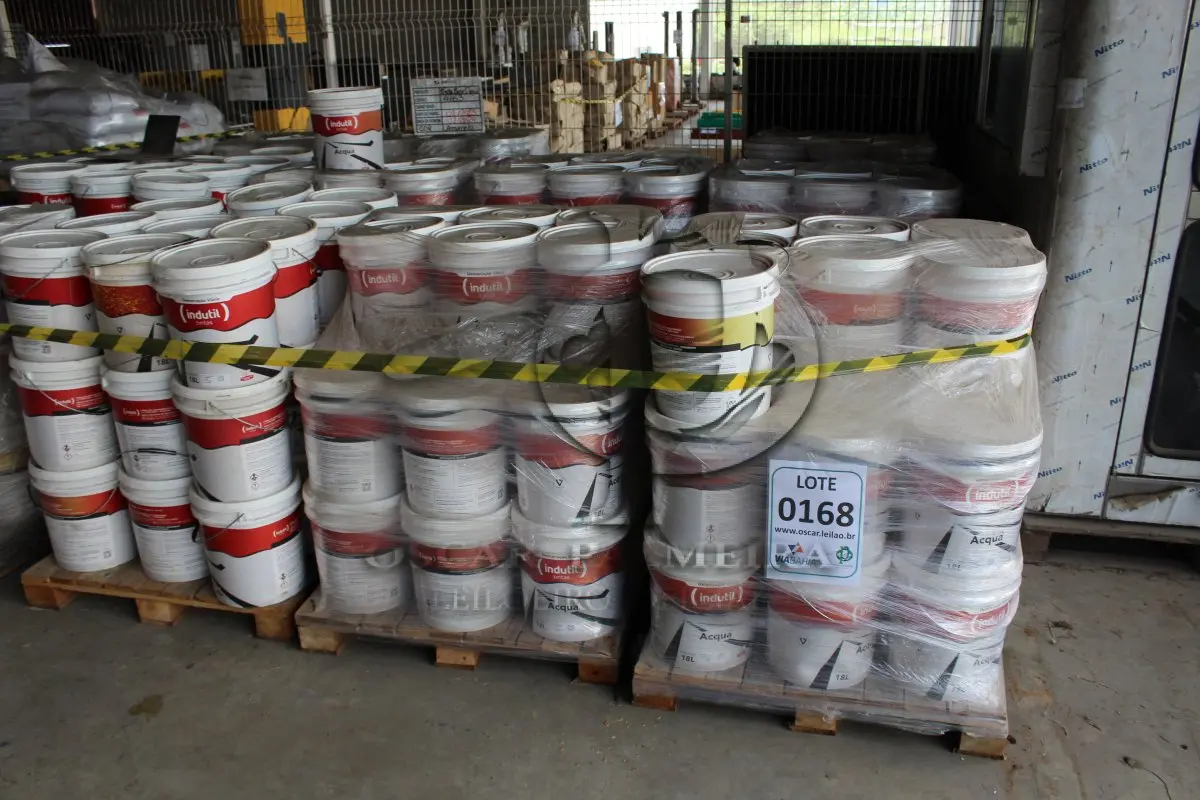 LOTE 168 - MATERIAL DIVERSO