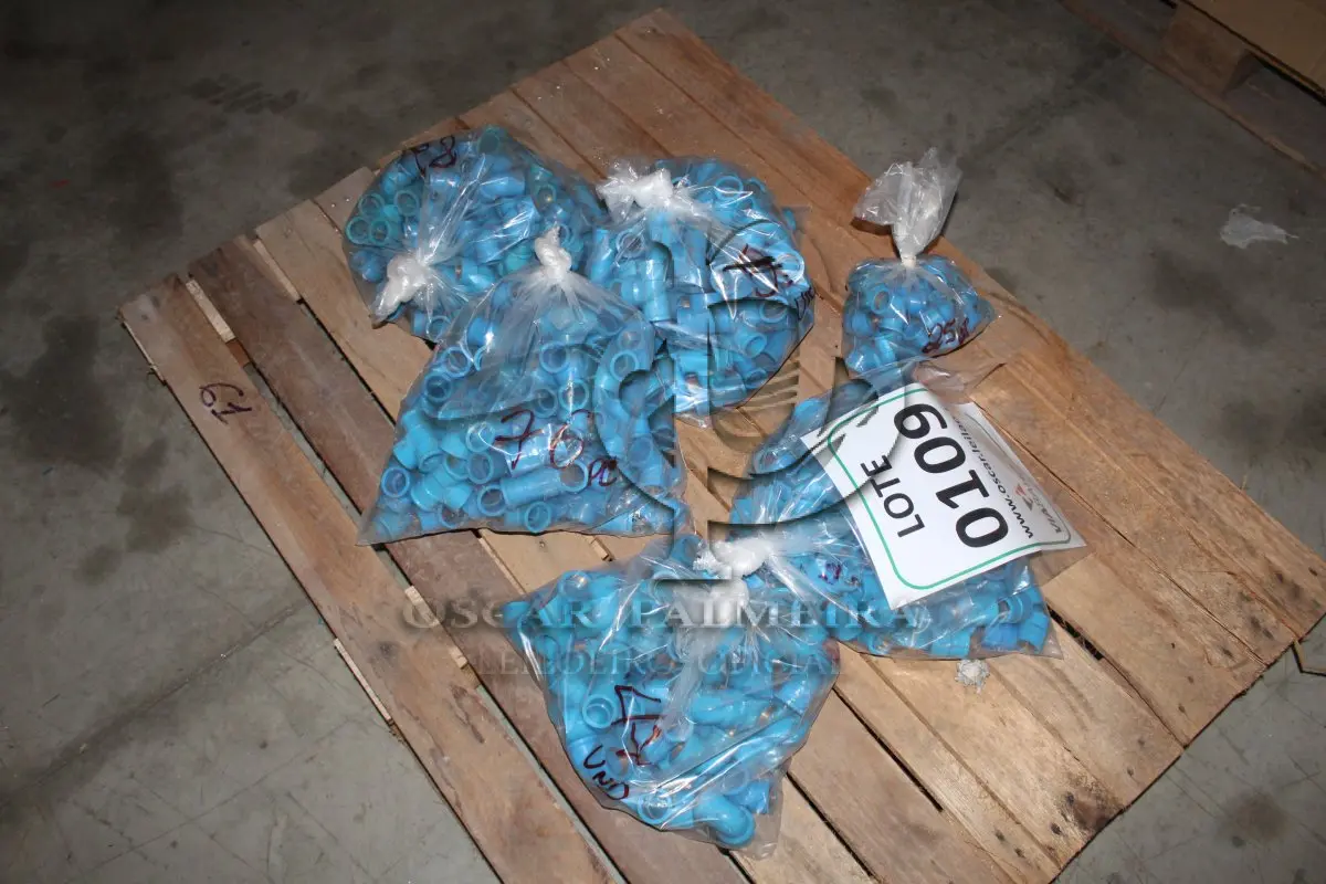 LOTE 109 - MATERIAL DIVERSO