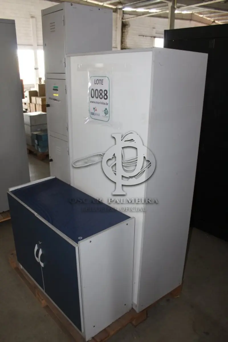 LOTE 088 - MATERIAL DIVERSO