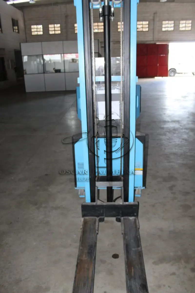 LOTE 119 - MATERIAL DIVERSO