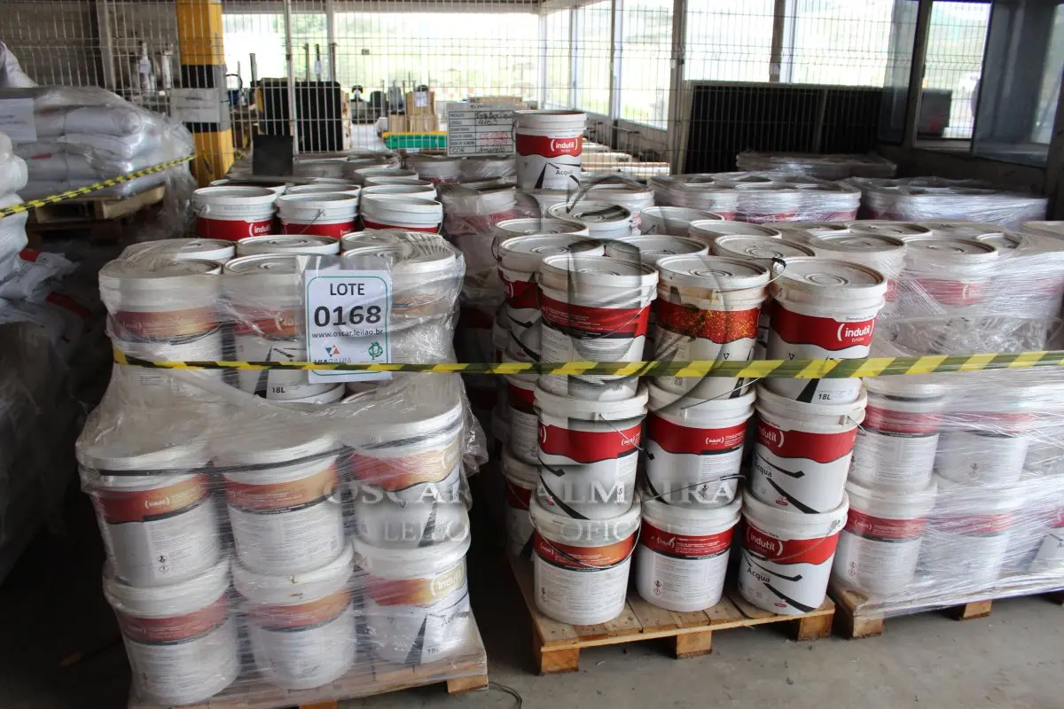 LOTE 168 - MATERIAL DIVERSO