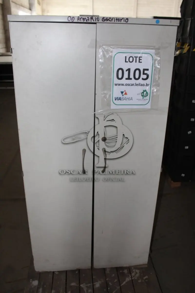 LOTE 105 - MATERIAL DIVERSO