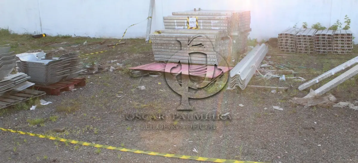 LOTE 267 - MATERIAL DIVERSO