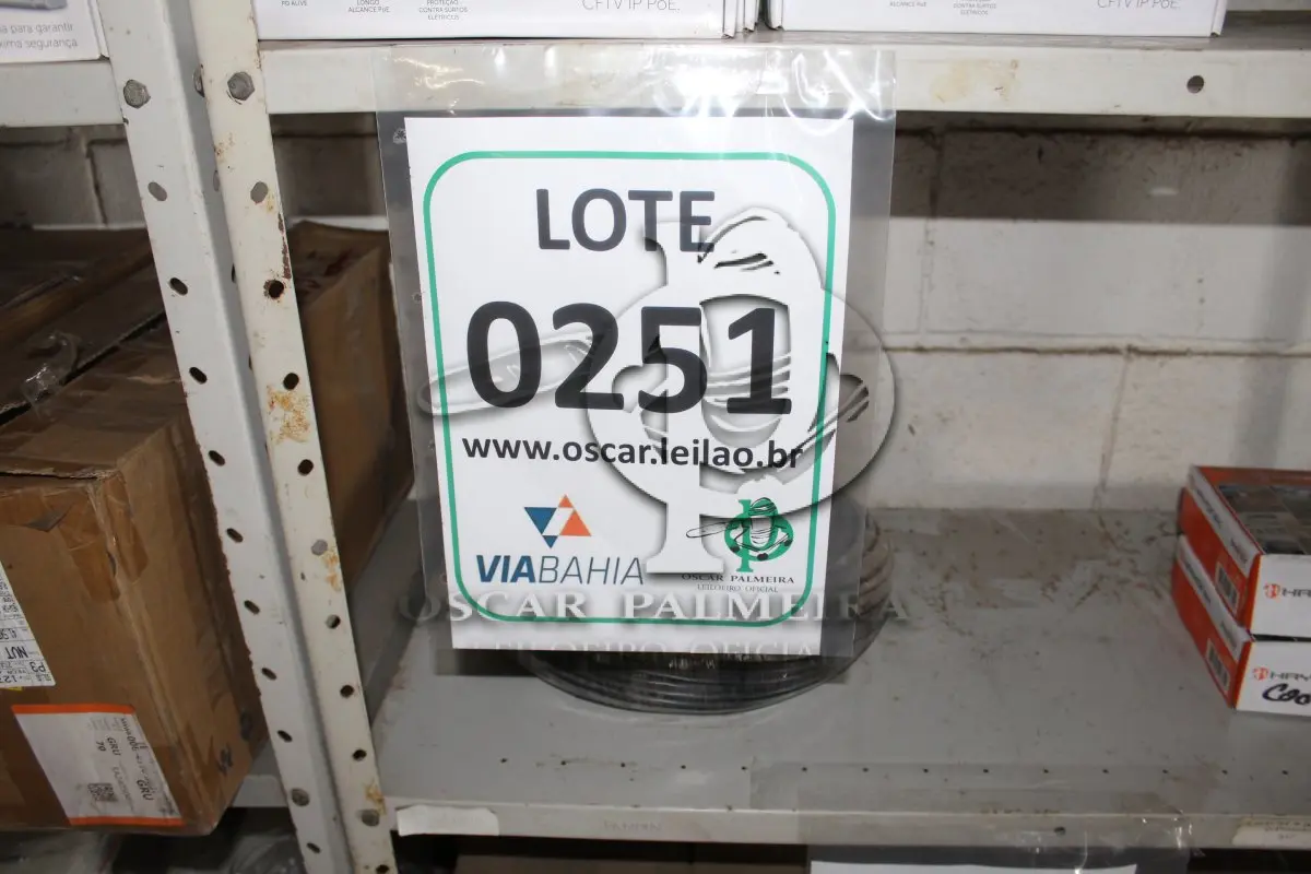 LOTE 251 - MATERIAL DIVERSO