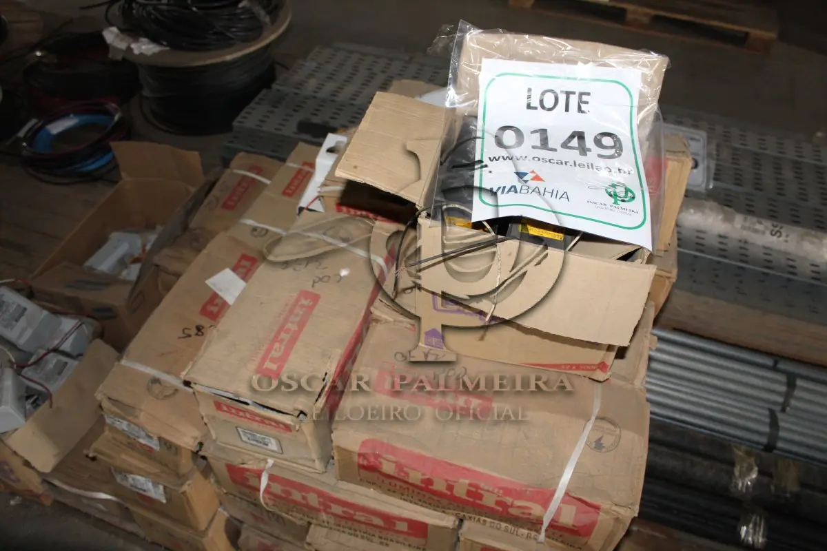 LOTE 149 - MATERIAL DIVERSO