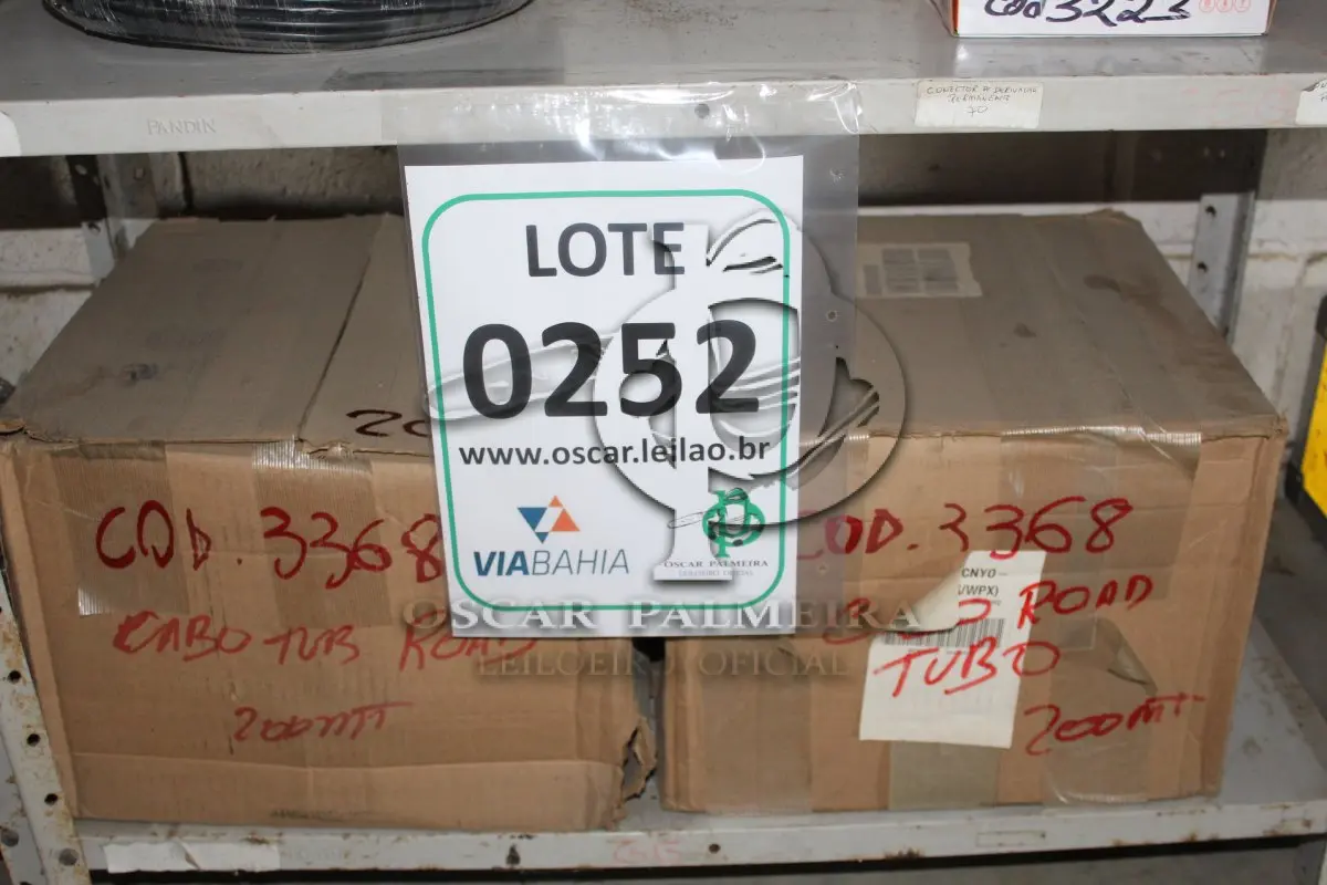 LOTE 252 - MATERIAL DIVERSO