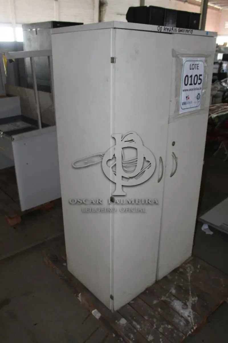 LOTE 105 - MATERIAL DIVERSO