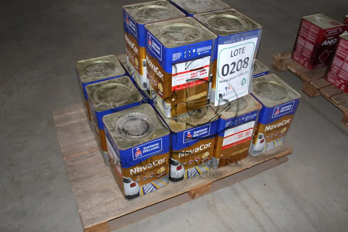 LOTE 208 - MATERIAL DIVERSO