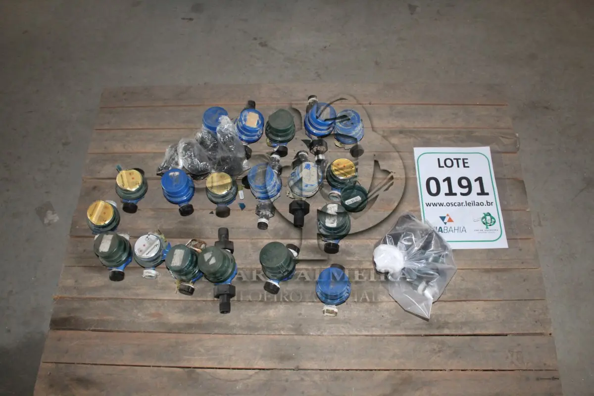 LOTE 191 - MATERIAL DIVERSO