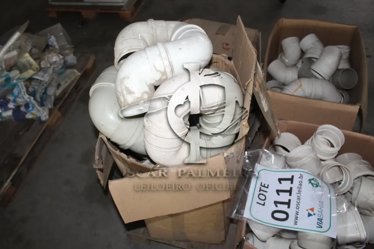 LOTE 111 - MATERIAL DIVERSO