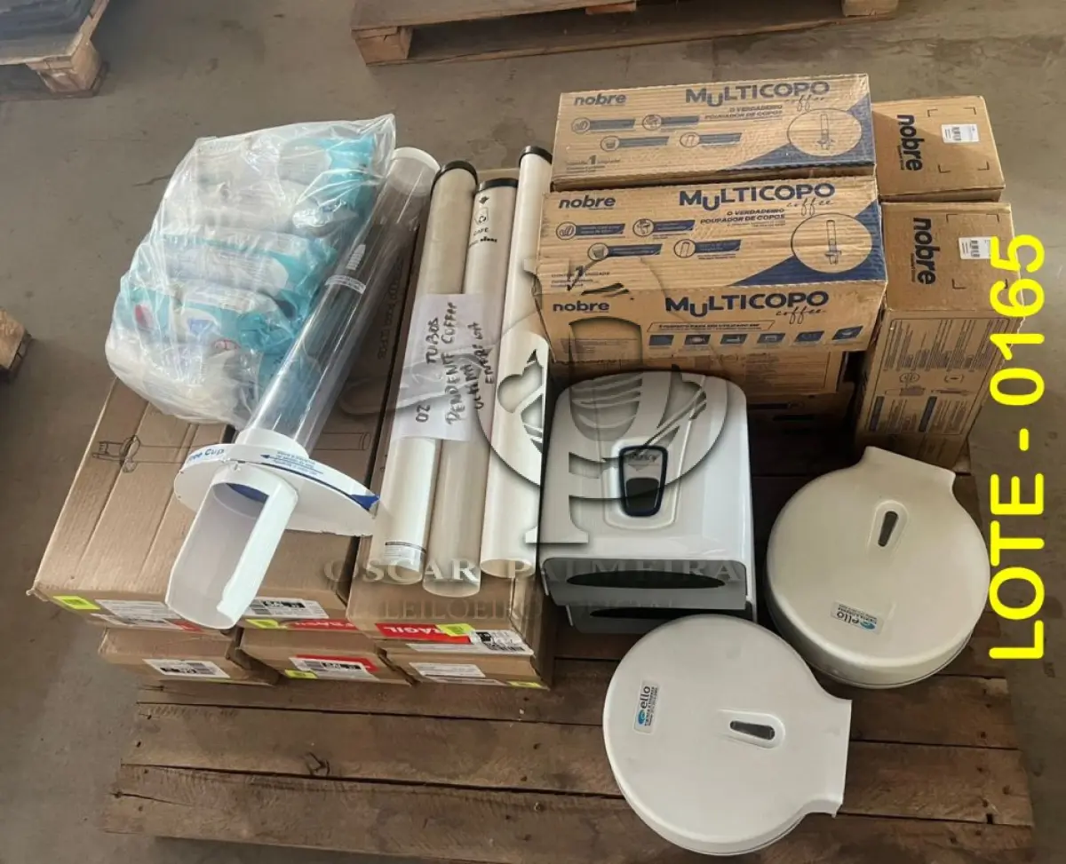 LOTE 165 - MATERIAL DIVERSO