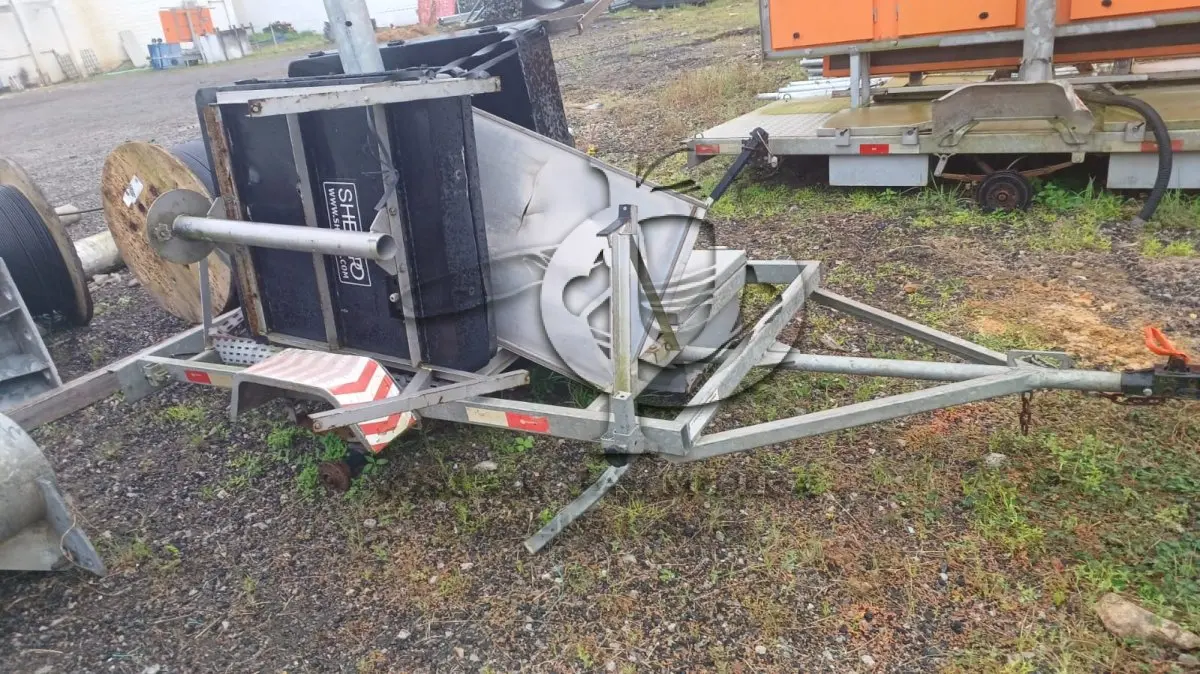 LOTE 278 - MATERIAL DIVERSO